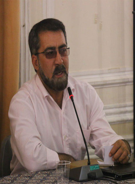 فضای مجازی برای شاعرتوهم‌زایی می کند