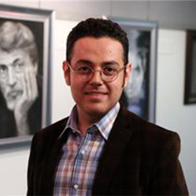 واکنش هنرمند به اتفاقات پیرامونی از روح تعهد او سرچشمه می گیرد