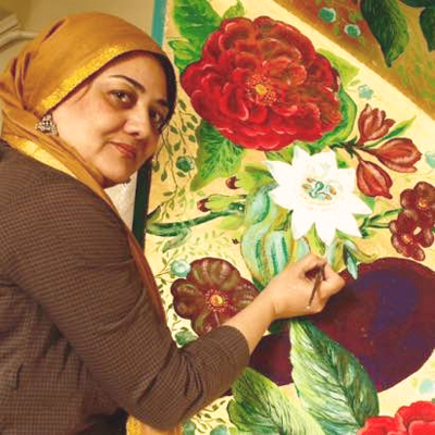 ذهنم را کاملا آزاد می گذارم و با رنگ ها بازی می کنم