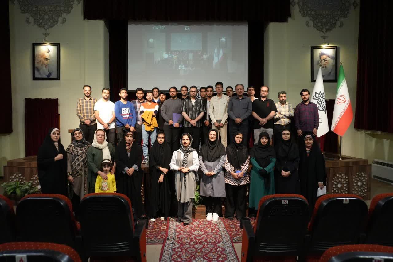 گزارش تصویری محفل ادبی الف